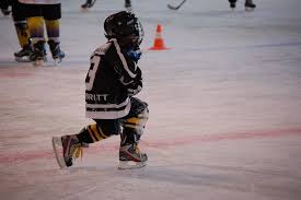 enfant joueur de hockey